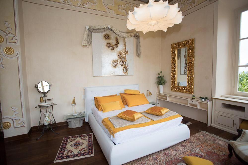Villa Ghiringhelli Azzate ภายนอก รูปภาพ